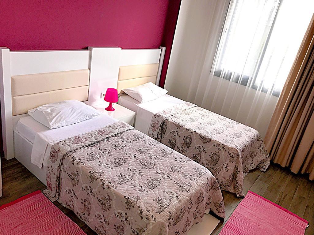 Çeşme Dalyan Elit Apart Otel מראה חיצוני תמונה